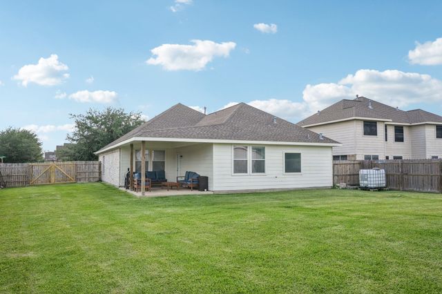8402 Piping Rock Street, Baytown, TX 77523