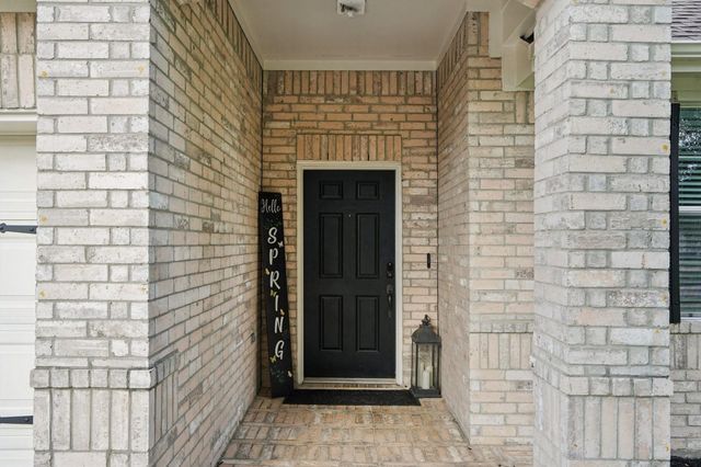 8402 Piping Rock Street, Baytown, TX 77523