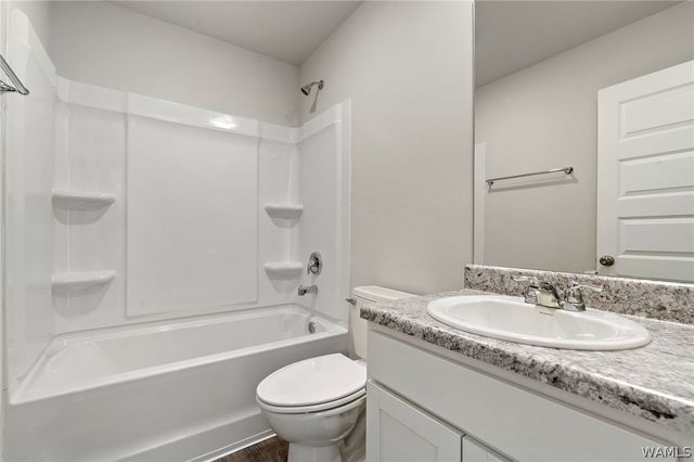 16512 Osceloa Avenue, Moundville, AL 35474