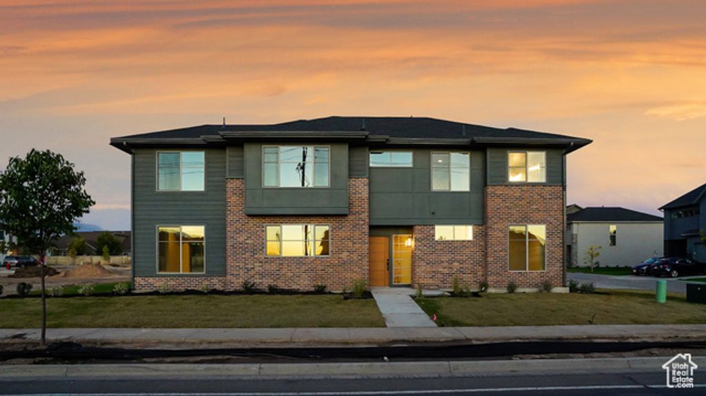 992 W 1910 S, Syracuse, UT 84075
