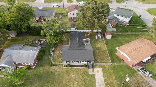 902 Mineo LN, Portsmouth, VA 23701