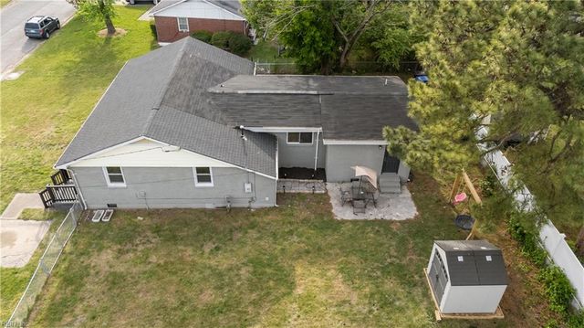 902 Mineo LN, Portsmouth, VA 23701