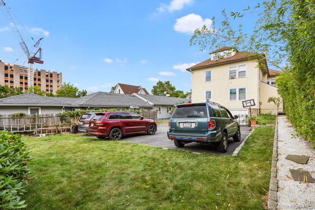 43 Davis Avenue, White Plains, NY 10605