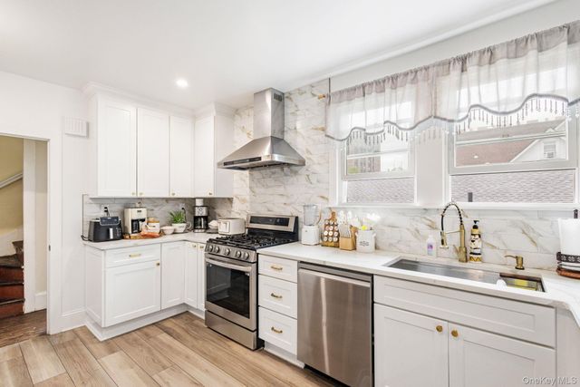 43 Davis Avenue, White Plains, NY 10605
