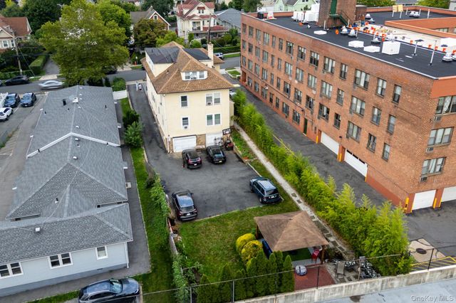 43 Davis Avenue, White Plains, NY 10605