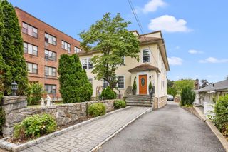 43 Davis Avenue, White Plains, NY 10605