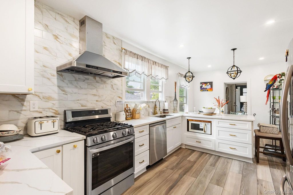 43 Davis Avenue, White Plains, NY 10605 — photo 5