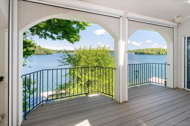 41 Tamarack Road, Mahopac, NY 10541