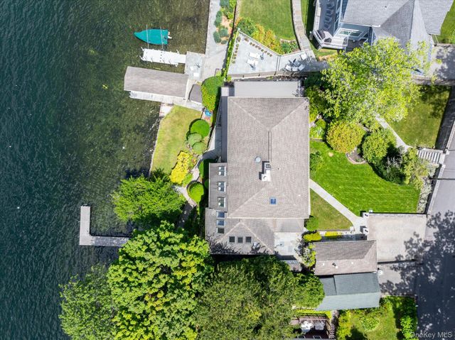 41 Tamarack Road, Mahopac, NY 10541