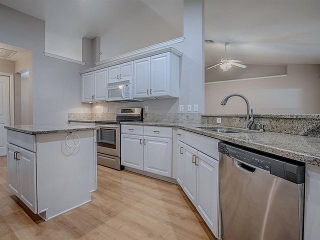 4644 NE 16TH PLACE, Ocala, FL 34470