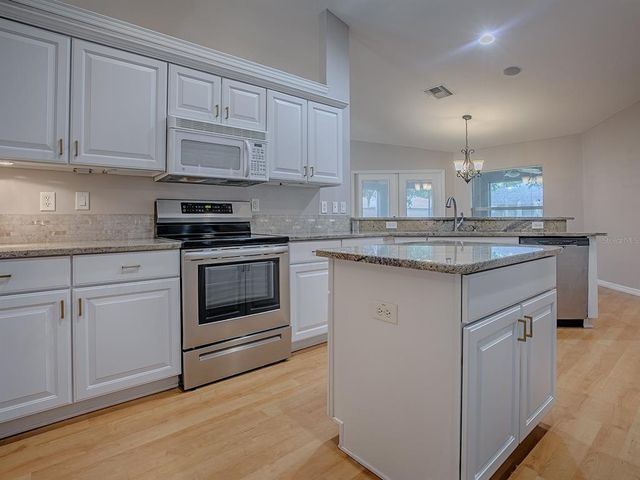 4644 NE 16TH PLACE, Ocala, FL 34470