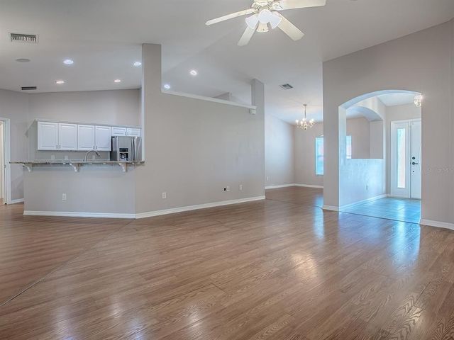 4644 NE 16TH PLACE, Ocala, FL 34470