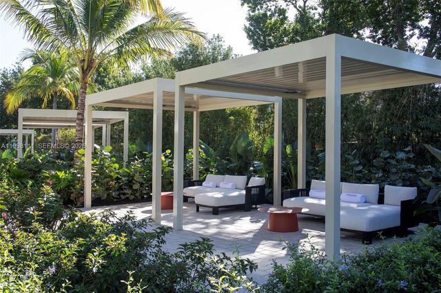 101 Diplomat Pkwy 412, Hallandale Beach, FL 33009