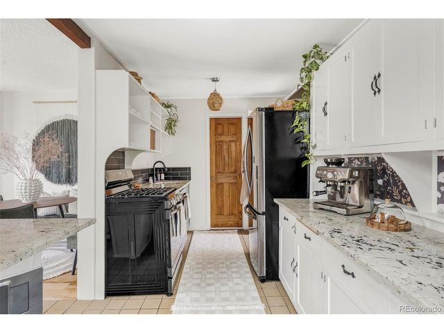 5556 S Elmwood St, Littleton, CO 80120