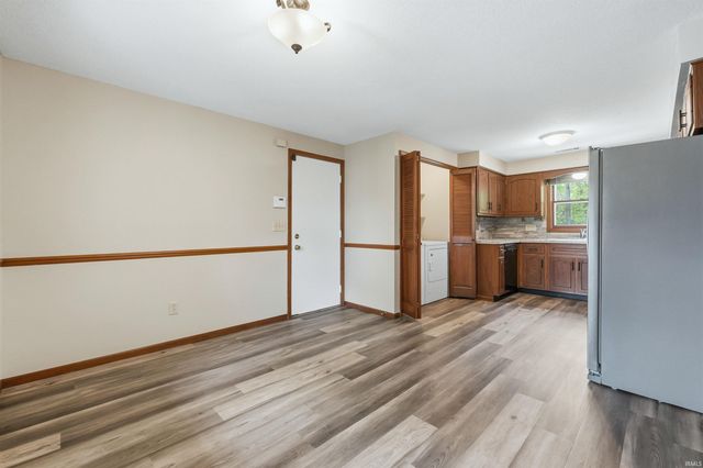 1623 Channel Place, Fort Wayne, IN 46825