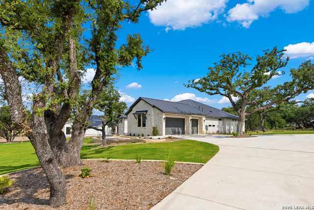 193 Ranch Hts, Boerne, TX 78015