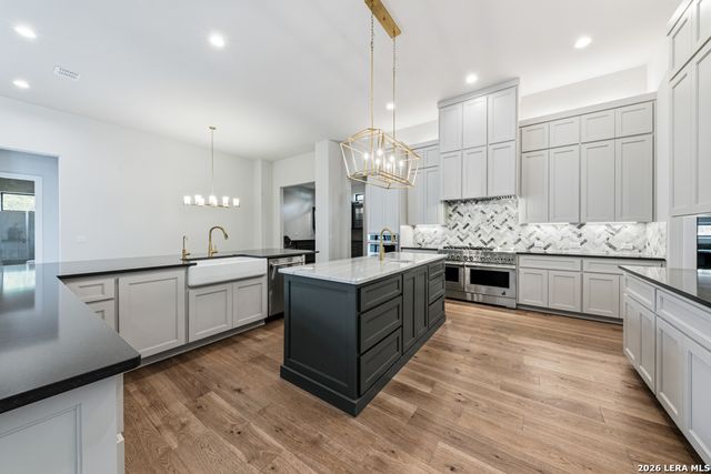 193 Ranch Hts, Boerne, TX 78015