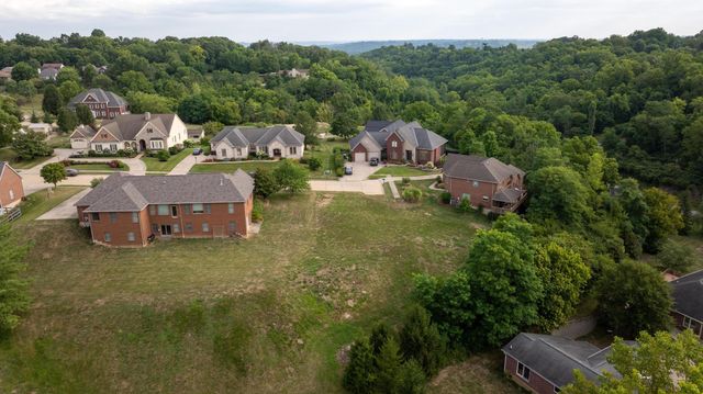 24 Andrew Circle, Cold Spring, KY 41076