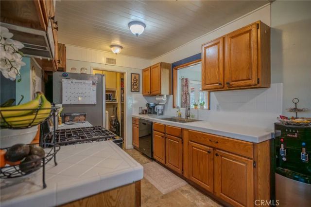 401 Keene Drive, La Habra, CA 90631