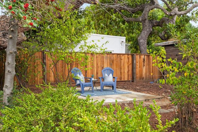 2396 Glen Way, East Palo Alto, CA 94303