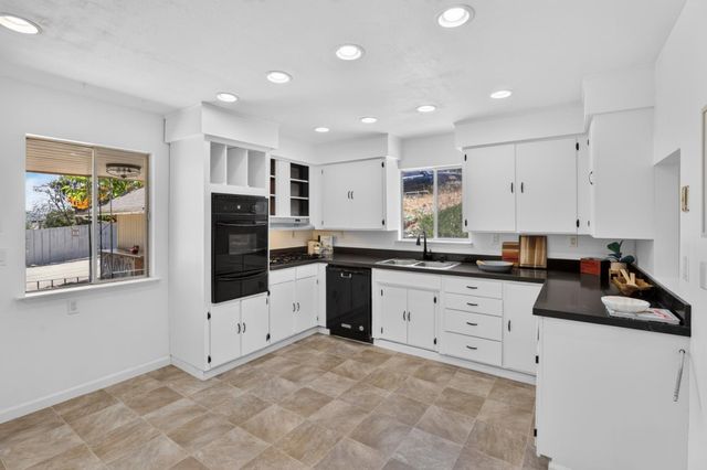17130 Blackie Road, Salinas, CA 93907