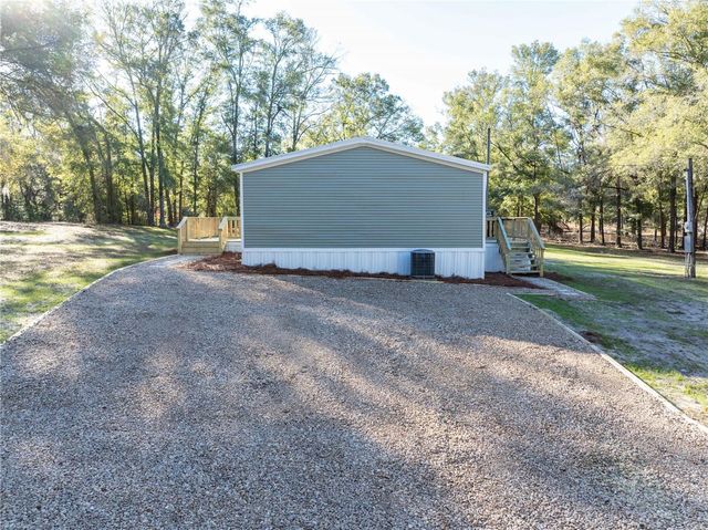 1809 ROSEMARY CIRCLE, Bell, FL 32619