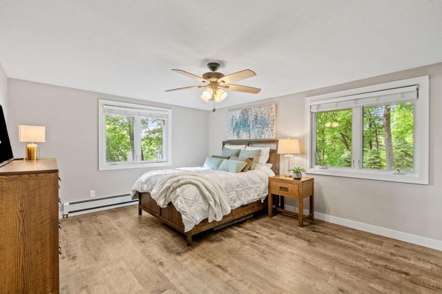 2666 Keller Parkway, Maplewood, MN 55109