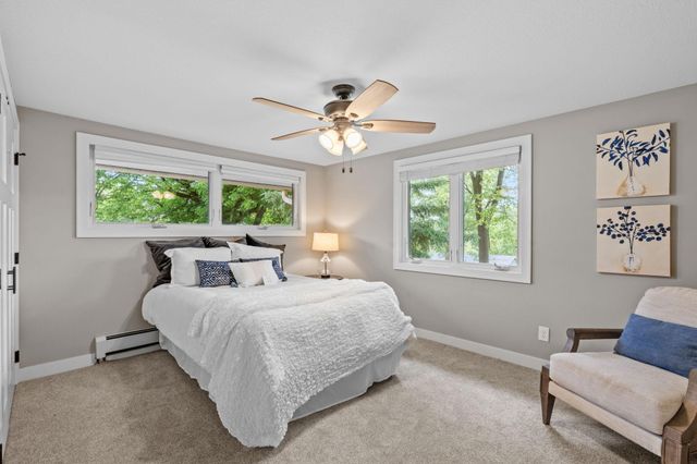 2666 Keller Parkway, Maplewood, MN 55109