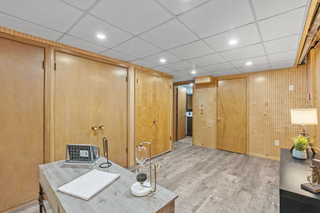 2666 Keller Parkway, Maplewood, MN 55109