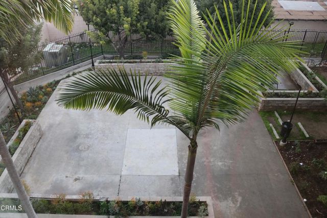 1450 Locust Avenue 425, Long Beach, CA 90813