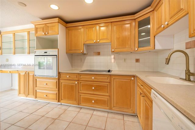 8401 W Sample Road 19, Coral Springs, FL 33065