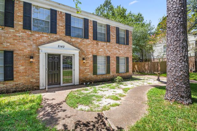 2142 Parkdale Drive, Houston, TX 77339