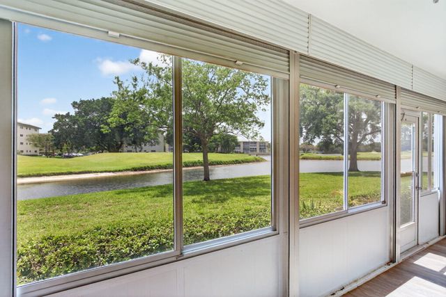 3203 Portofino Point M1, Coconut Creek, FL 33066