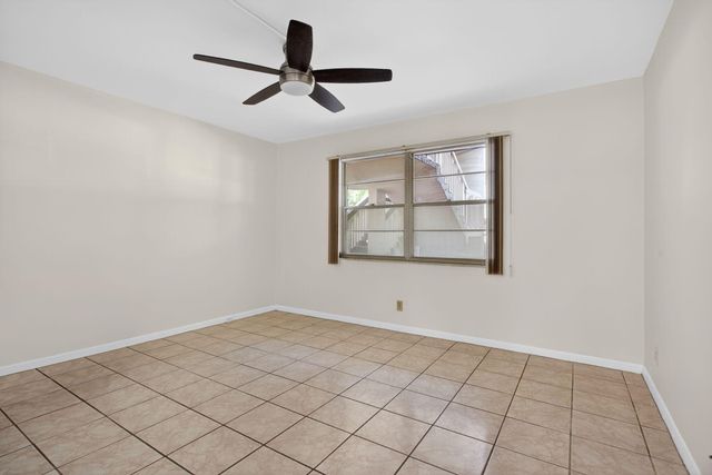 3203 Portofino Point M1, Coconut Creek, FL 33066