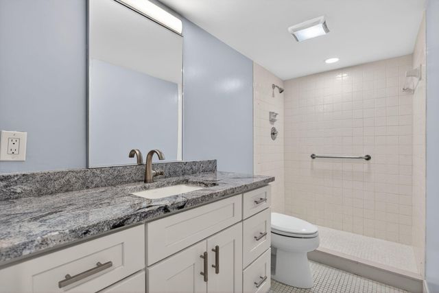 3203 Portofino Point M1, Coconut Creek, FL 33066