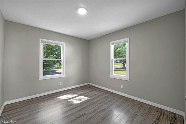 1291 Hardesty Boulevard, Akron, OH 44320