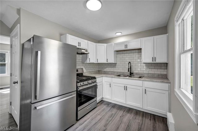 1291 Hardesty Boulevard, Akron, OH 44320