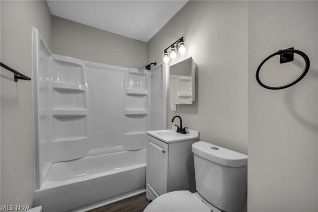 1291 Hardesty Boulevard, Akron, OH 44320