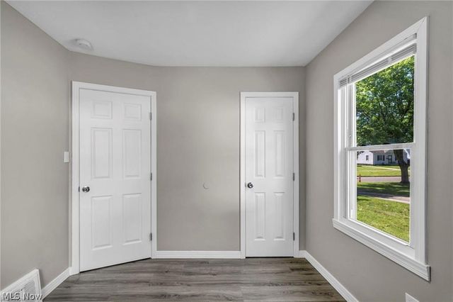 1291 Hardesty Boulevard, Akron, OH 44320