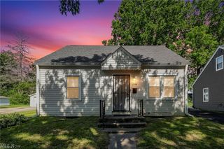 1291 Hardesty Boulevard, Akron, OH 44320