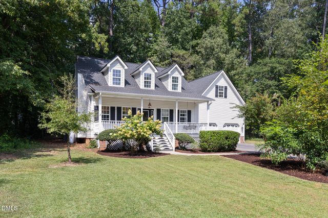 205 Adams Court, Clayton, NC 27520