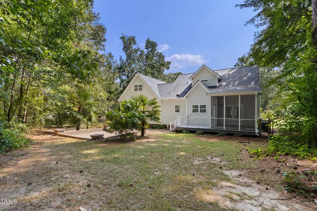 205 Adams Court, Clayton, NC 27520