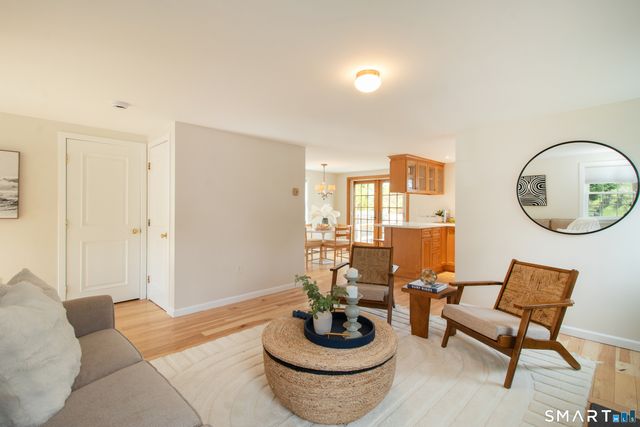 42 Waverly Road, Branford, CT 06405