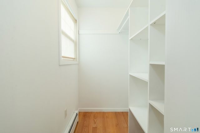 42 Waverly Road, Branford, CT 06405