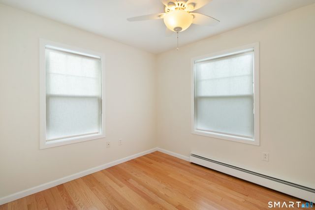 42 Waverly Road, Branford, CT 06405