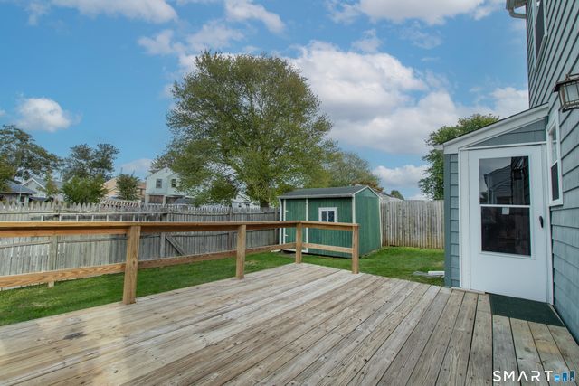 42 Waverly Road, Branford, CT 06405