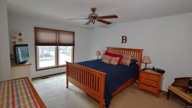 6212 Sawmill Woods Drive, Fort Wayne, IN 46835