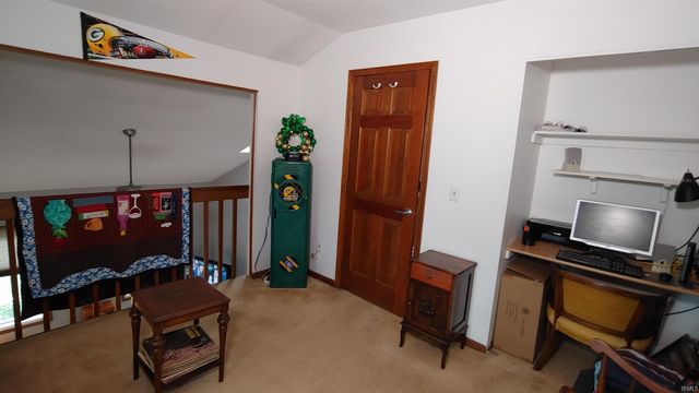 6212 Sawmill Woods Drive, Fort Wayne, IN 46835