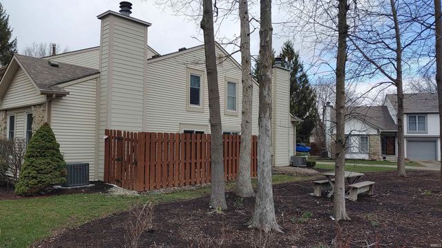 6212 Sawmill Woods Drive, Fort Wayne, IN 46835