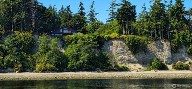 3996 NE Twin Spits Road, Hansville, WA 98340